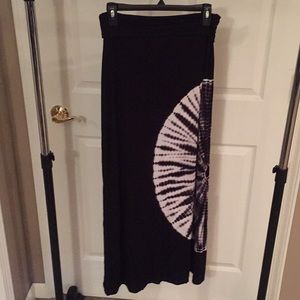 Long stretchy skirt